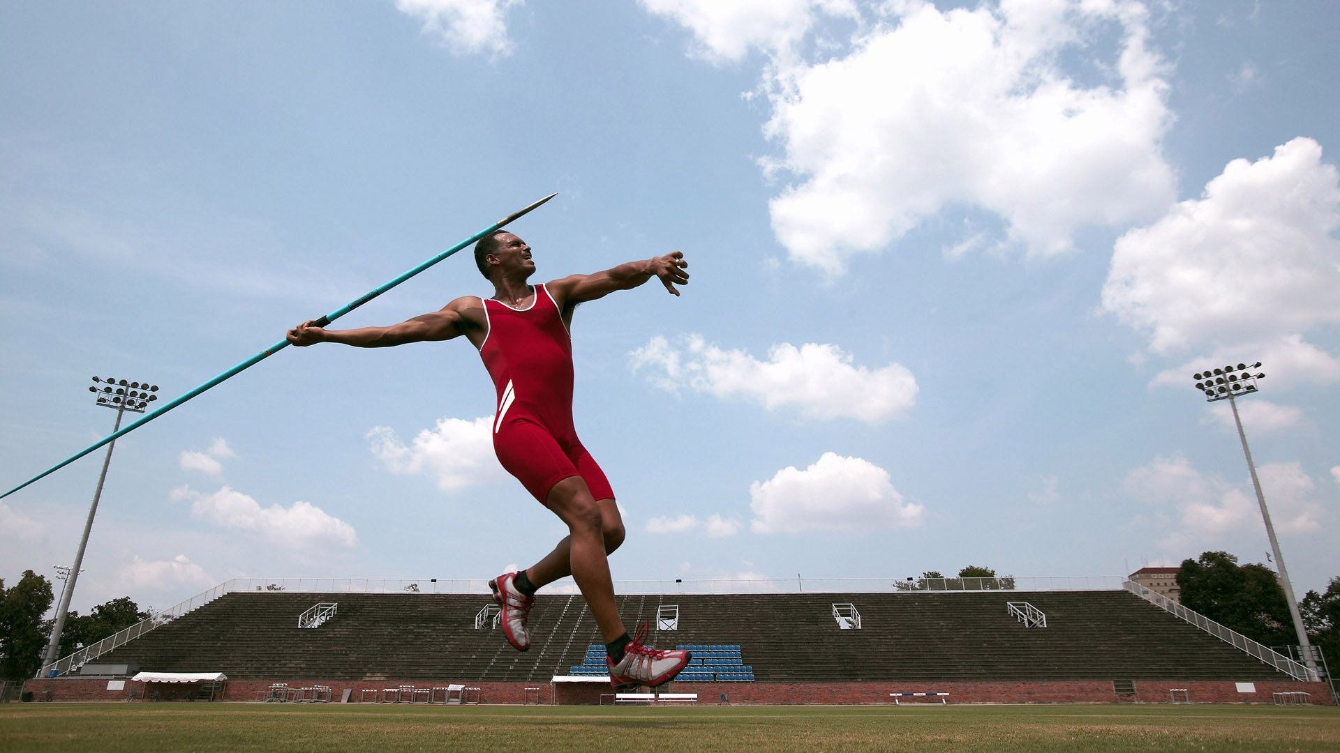 卡塔尔女篮在西亚锦标赛中夺冠，迈向未来